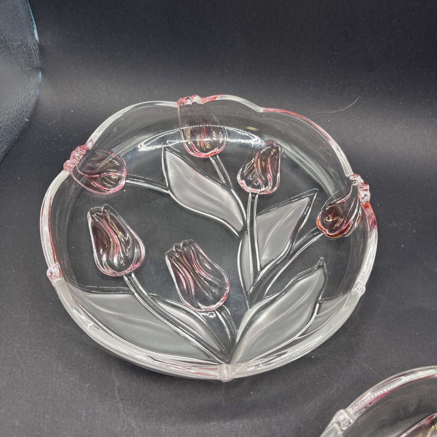 Mikasa 2 Crystal Clear Glass Tivoli Tulips 7" Candy Dish Bowl Green Red