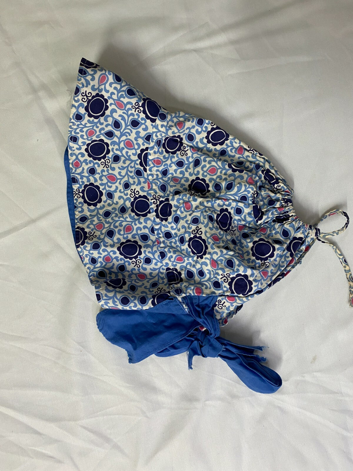 Vintage Prairie Sunbonnet Blue and White Women's girls 