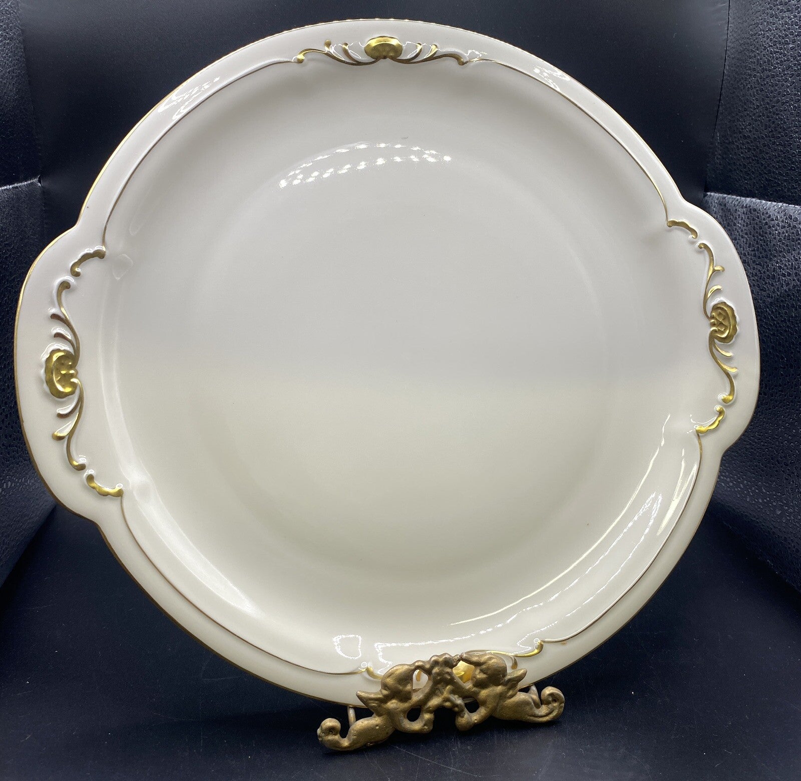 RARE Waldershof Bavaria Round SERVING Platter with handles Cream with Gold Rim