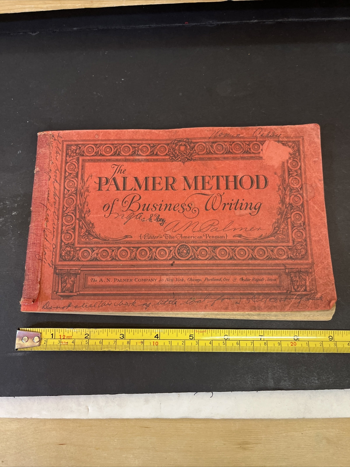 Palmer, Austin N. The Palmer Method of Business Writing.  1926
