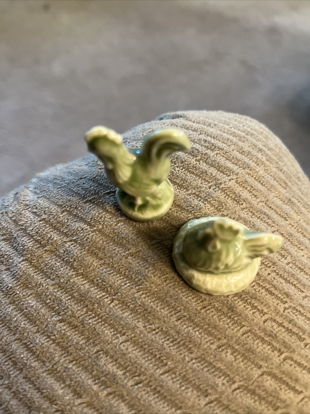 Vintage Red Rose Tea Wade Whimsies Noah’s Ark Rooster & Hen Set Of 2
