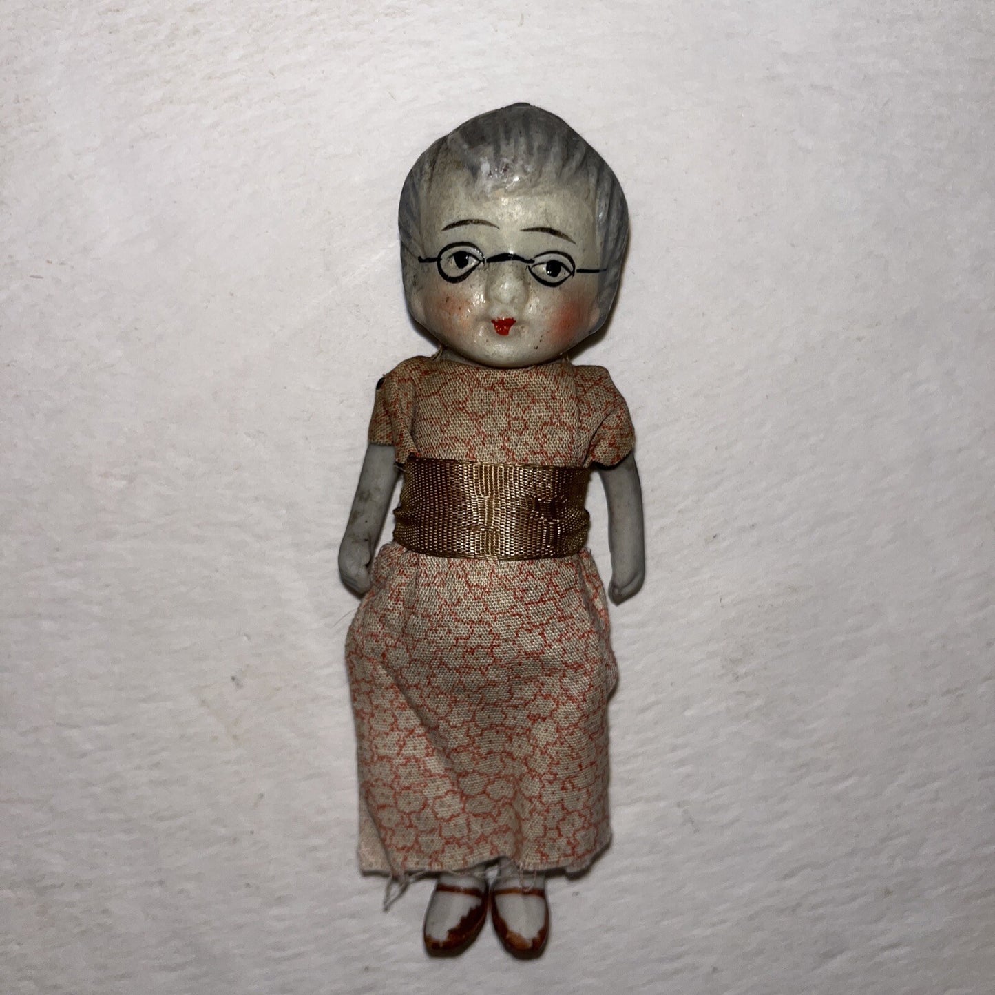 VINTAGE 4" ALL BISQUE GRANDMA DOLL -PAINTED GLASSES- JAPAN