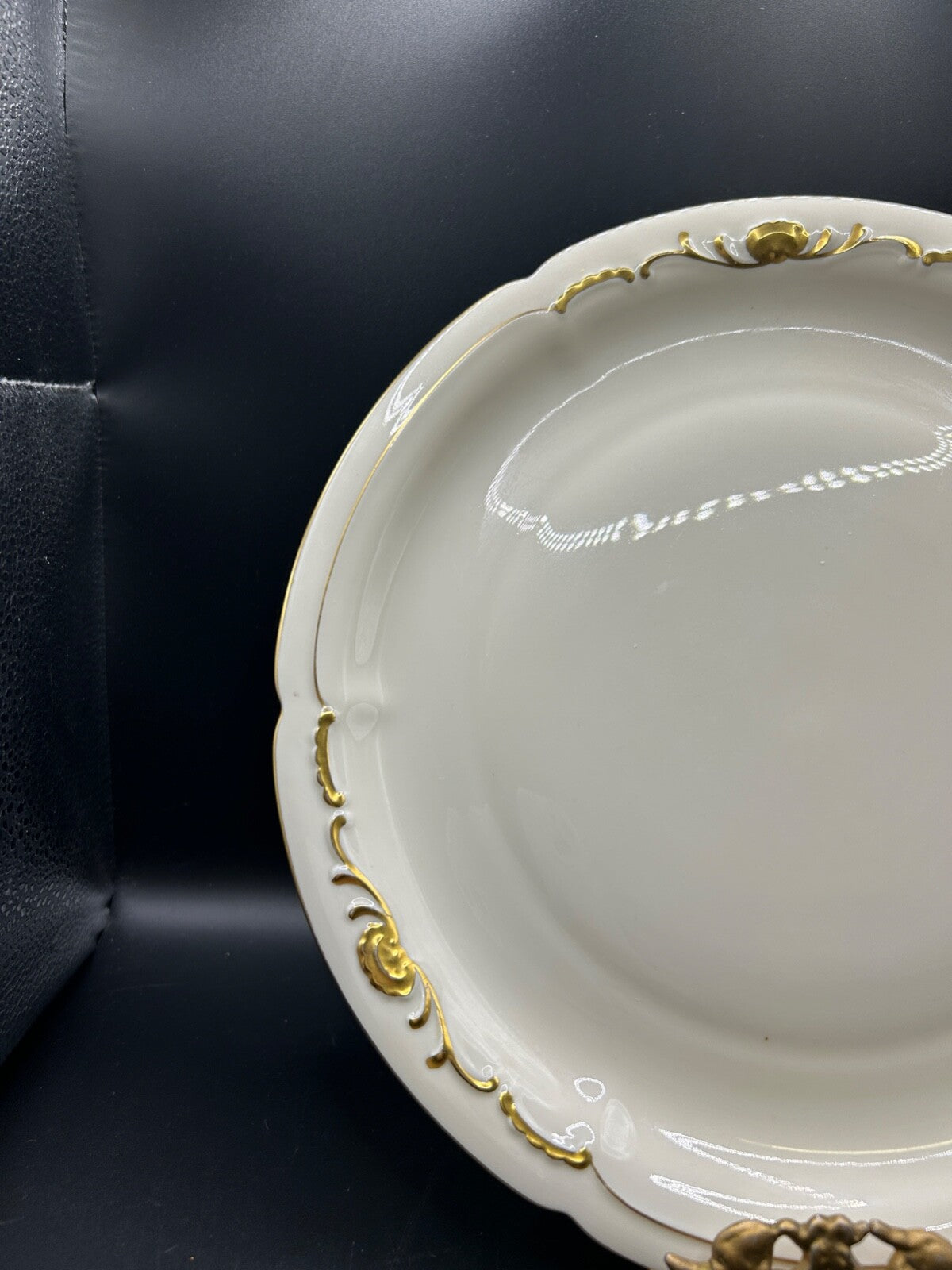 RARE Waldershof Bavaria Germany 10" Dinner Plate Gold Rim and Design