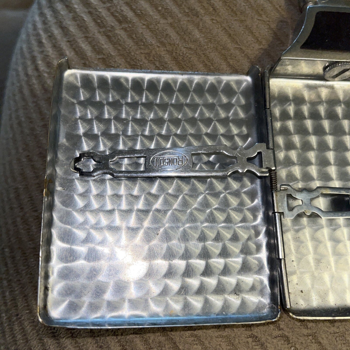 VINTAGE RONSON ART DECO STYLE LIGHTER / CIGARETTE HOLDER / CASE