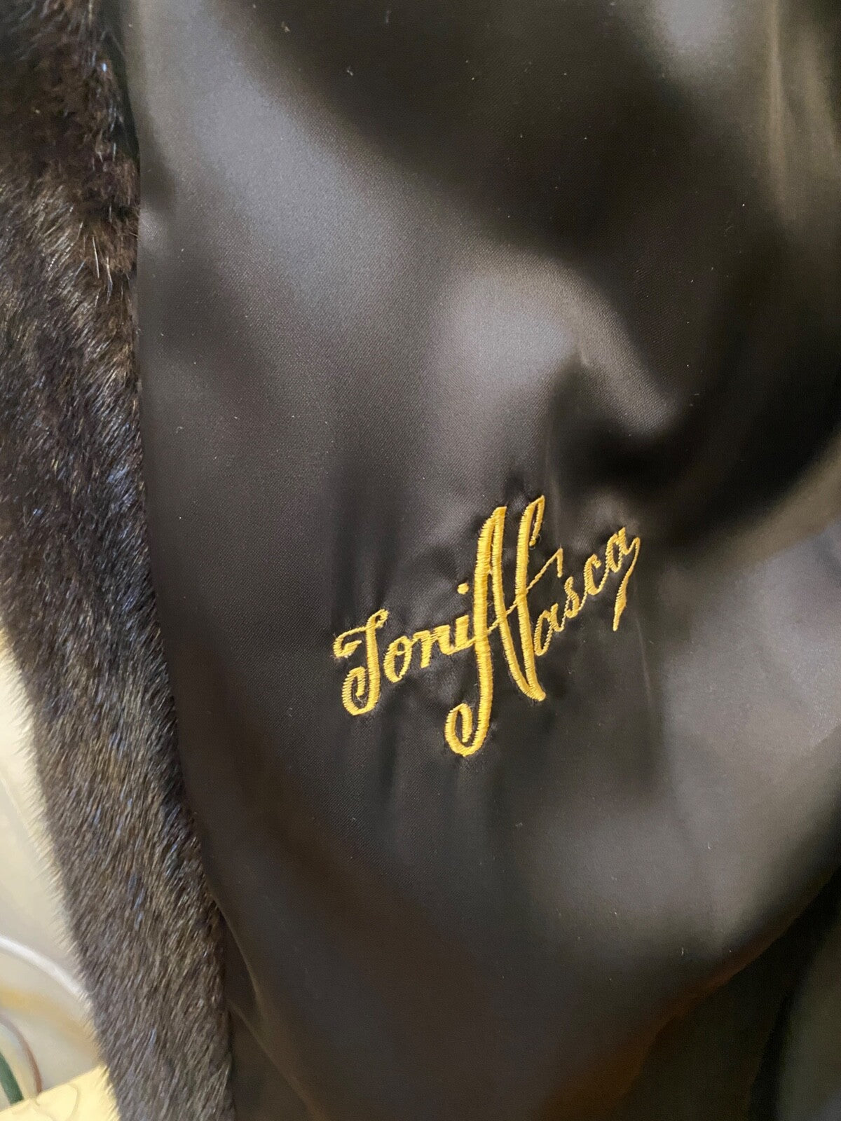 Vintage Brown Fur Authentic Mink Coat Barth-Wind Furs Skokie, Illinois Custom