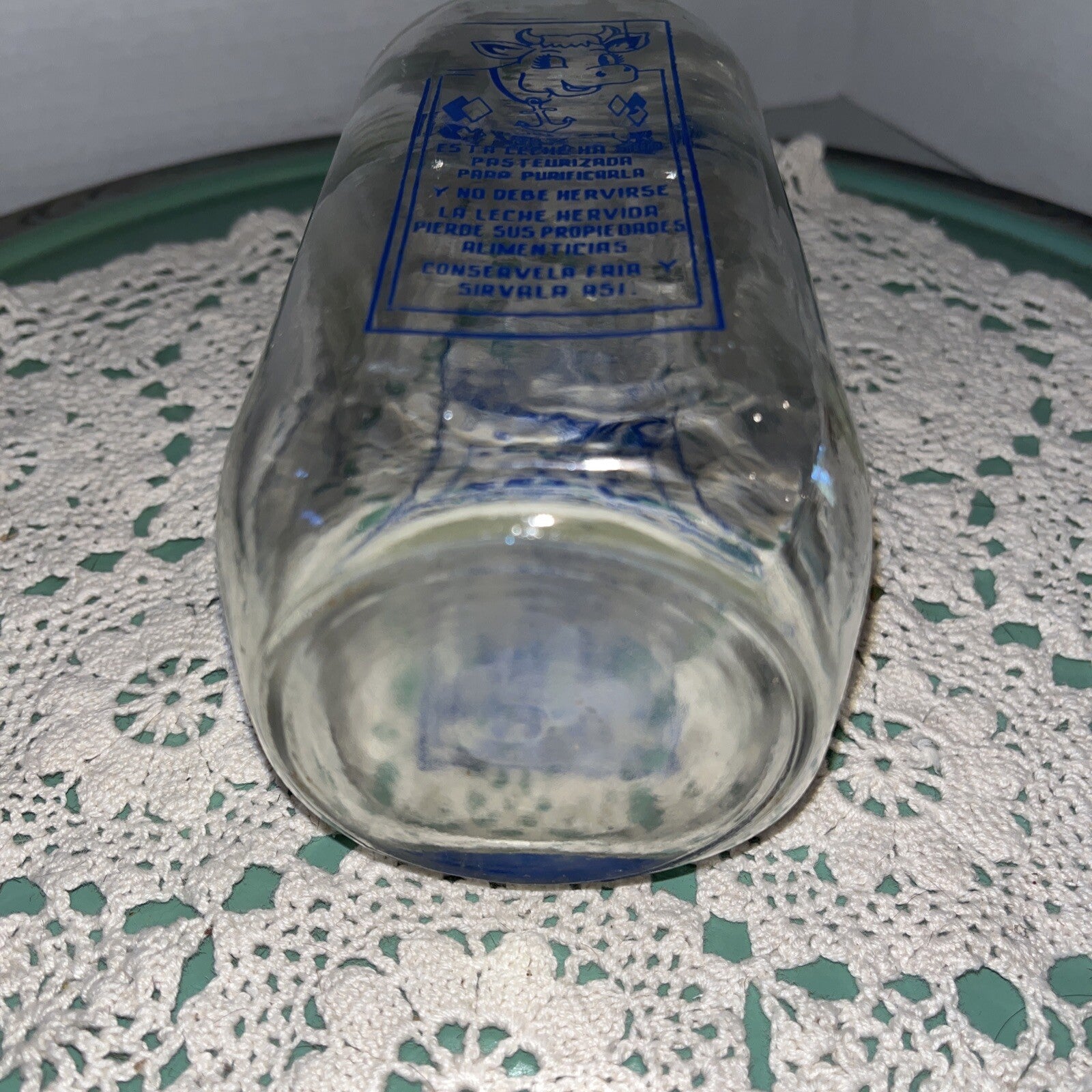Suprema Milk Bottle - Spanish - 8 1/2" tall
