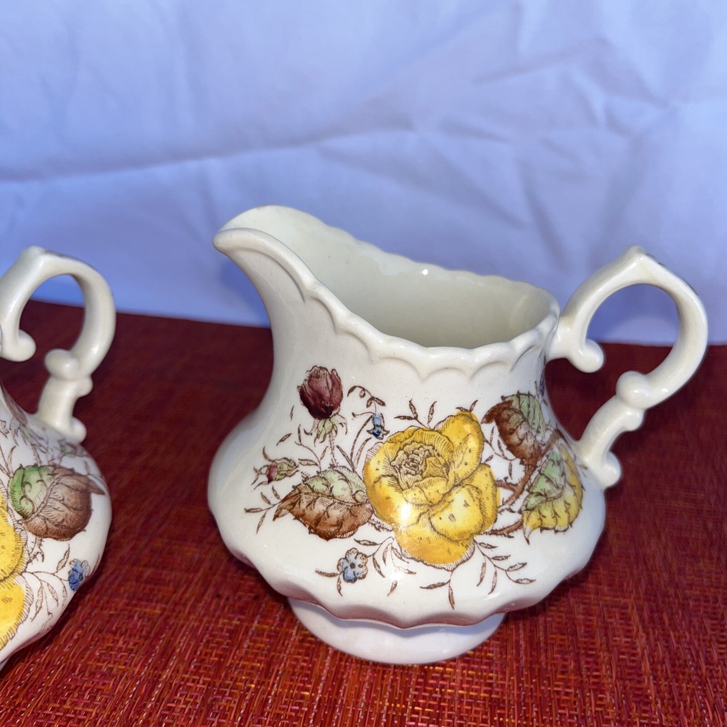 Vernonware Vernon Rose Yellow Cream & Sugar Set