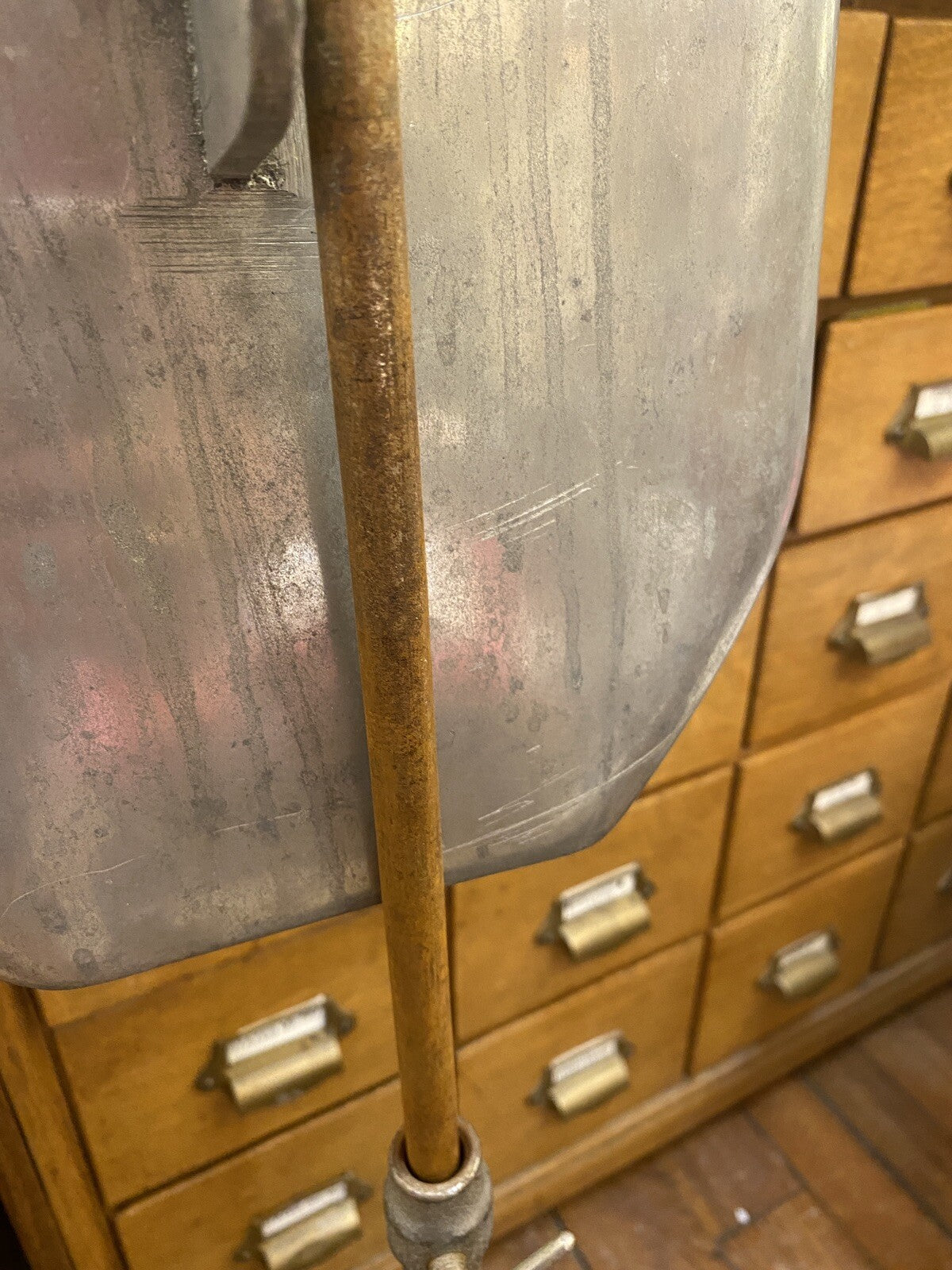 ANTIQUE Vintage Shampoo SHAVING STAND NECK TRAY INDUSTRIAL MEDICAL Cast Aluminum