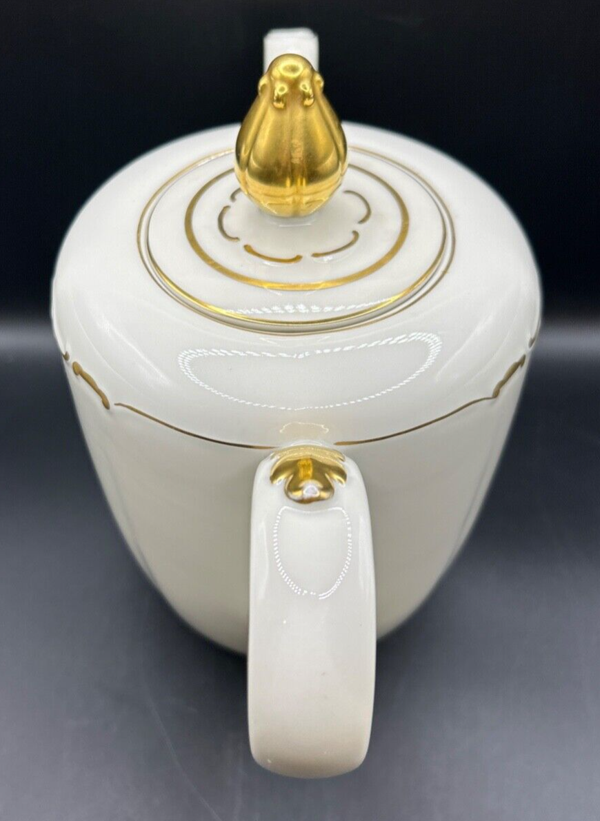 RARE Waldershof Bavaria Germany Tea/Coffee Pot with Lid Cream with Gold Rim