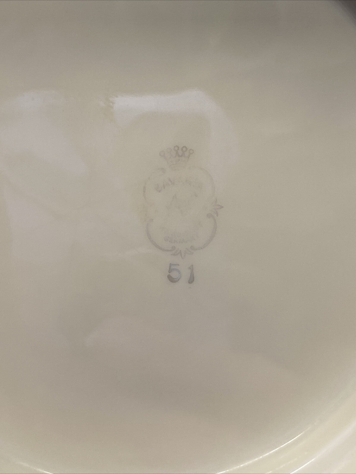 RARE 9.5" Waldershof Bavaria Serving Bowl with handles Cream with Gold Rim