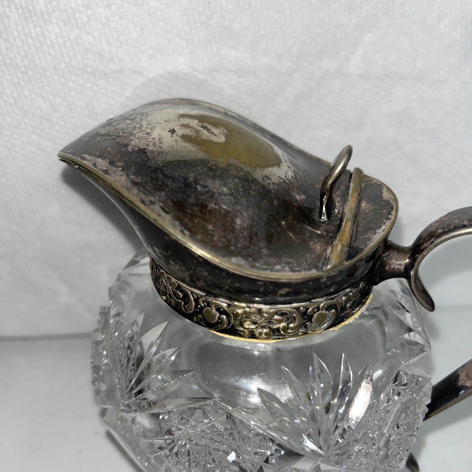 Vintage AMERICAN BRILLIANT Wheel Cut Glass Ball Pitcher Plated Silver Lid Handle