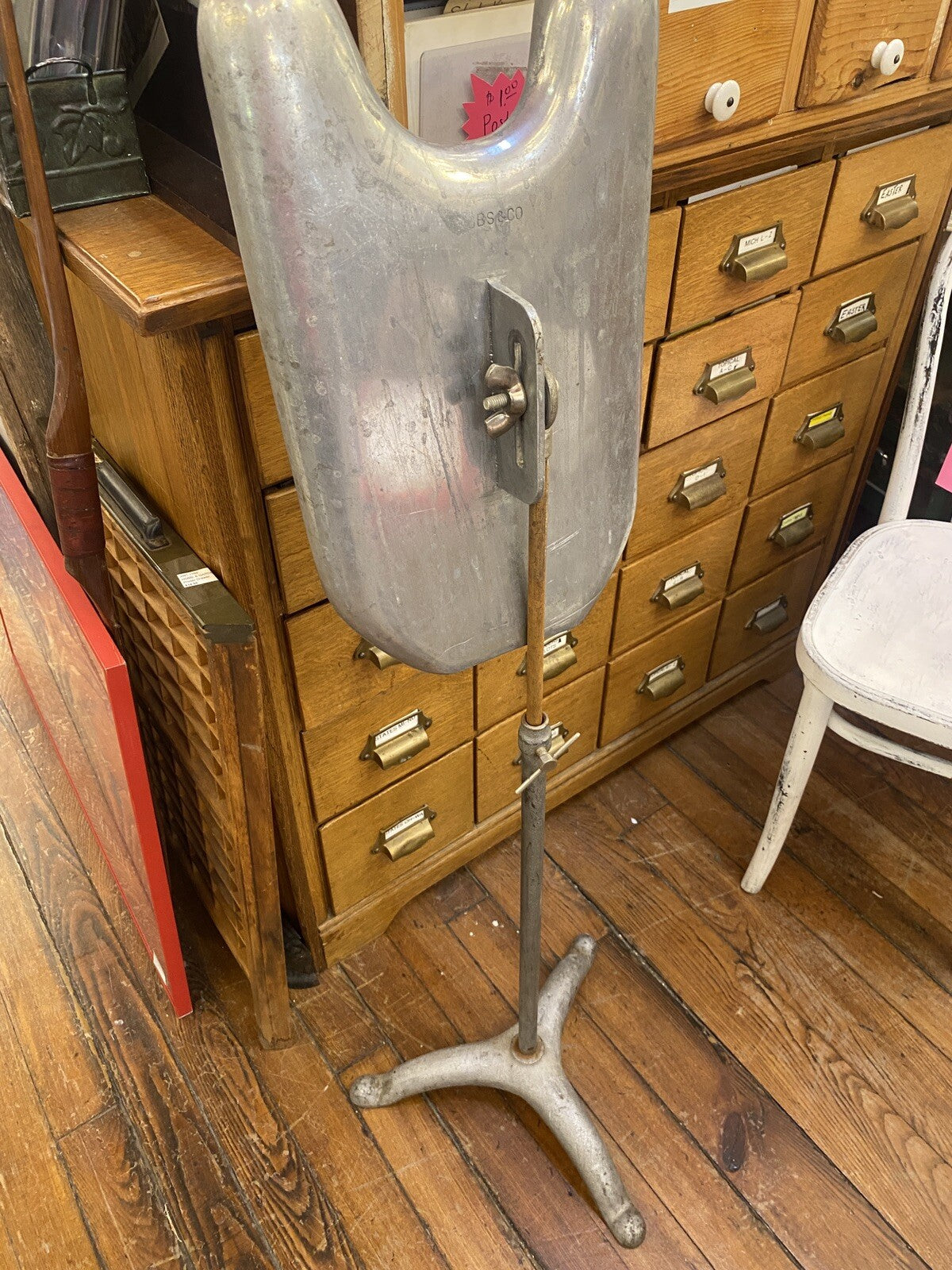 ANTIQUE Vintage Shampoo SHAVING STAND NECK TRAY INDUSTRIAL MEDICAL Cast Aluminum