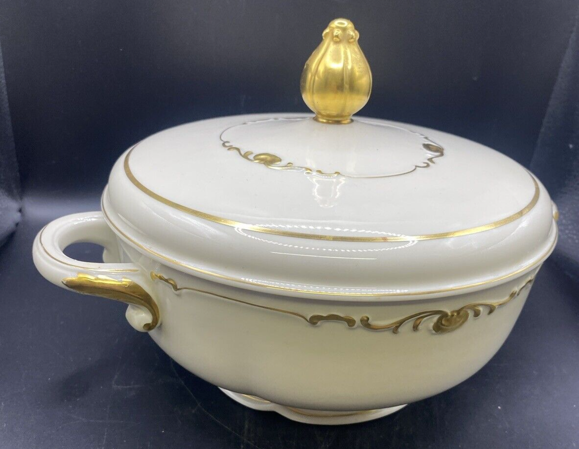 RARE Waldershof Bavaria SMALL Soup Tureen with LID Cream with Gold Rim