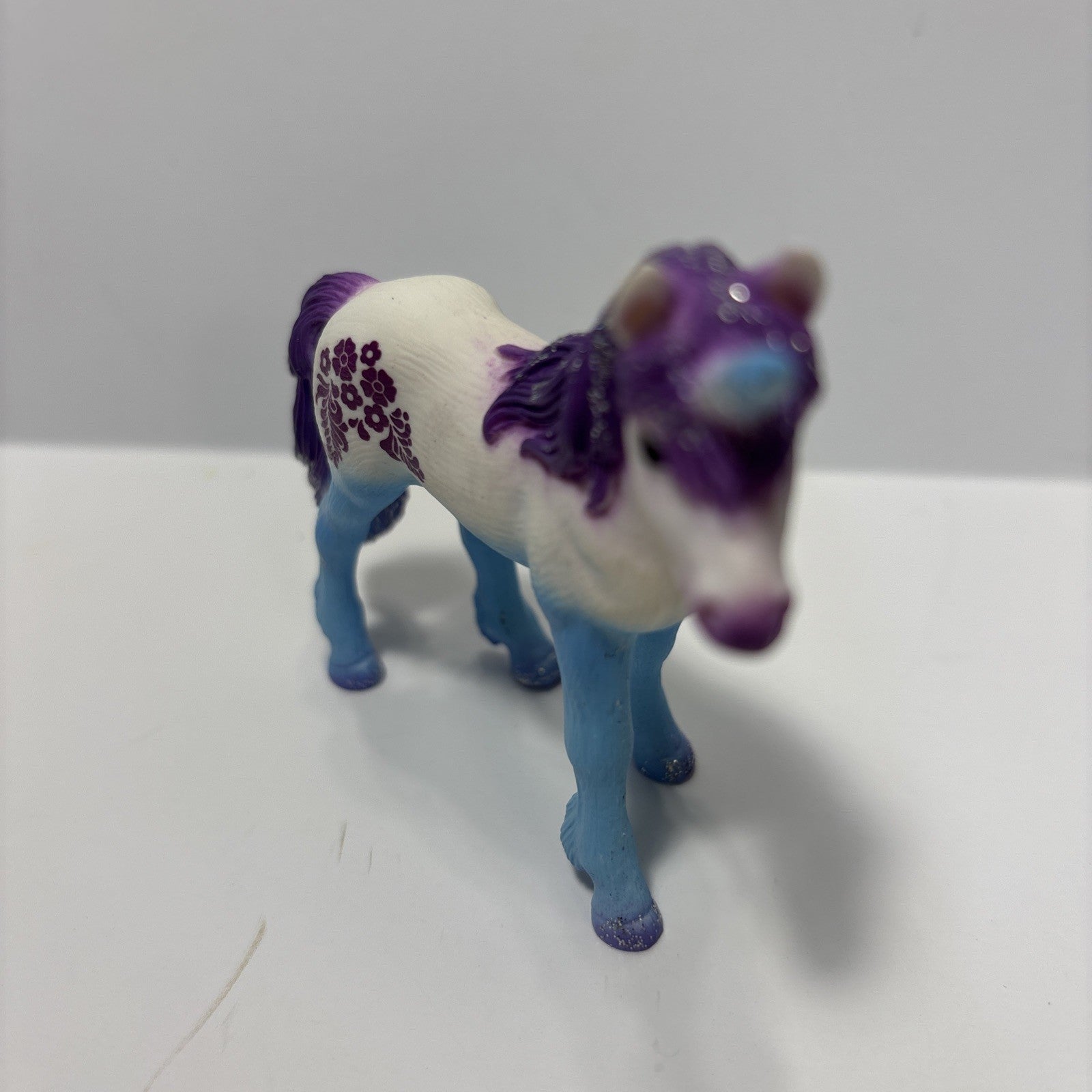 2009 Schleich Bayala Blue White Purple Mane & Tail Unicorn Foal Toy Retired