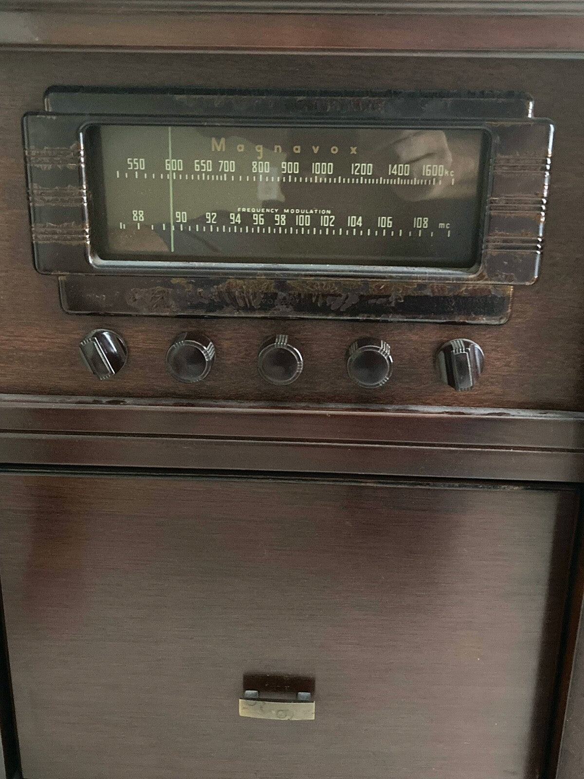 Vintage Cherry Magnavox Model 378M Radio television Phonograph CONSOLE TV 