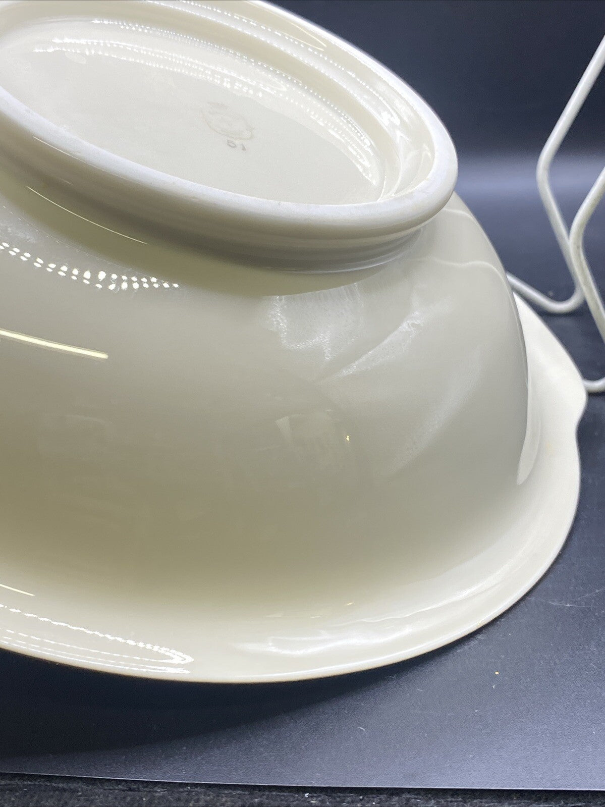 RARE 9.5" Waldershof Bavaria Serving Bowl with handles Cream with Gold Rim