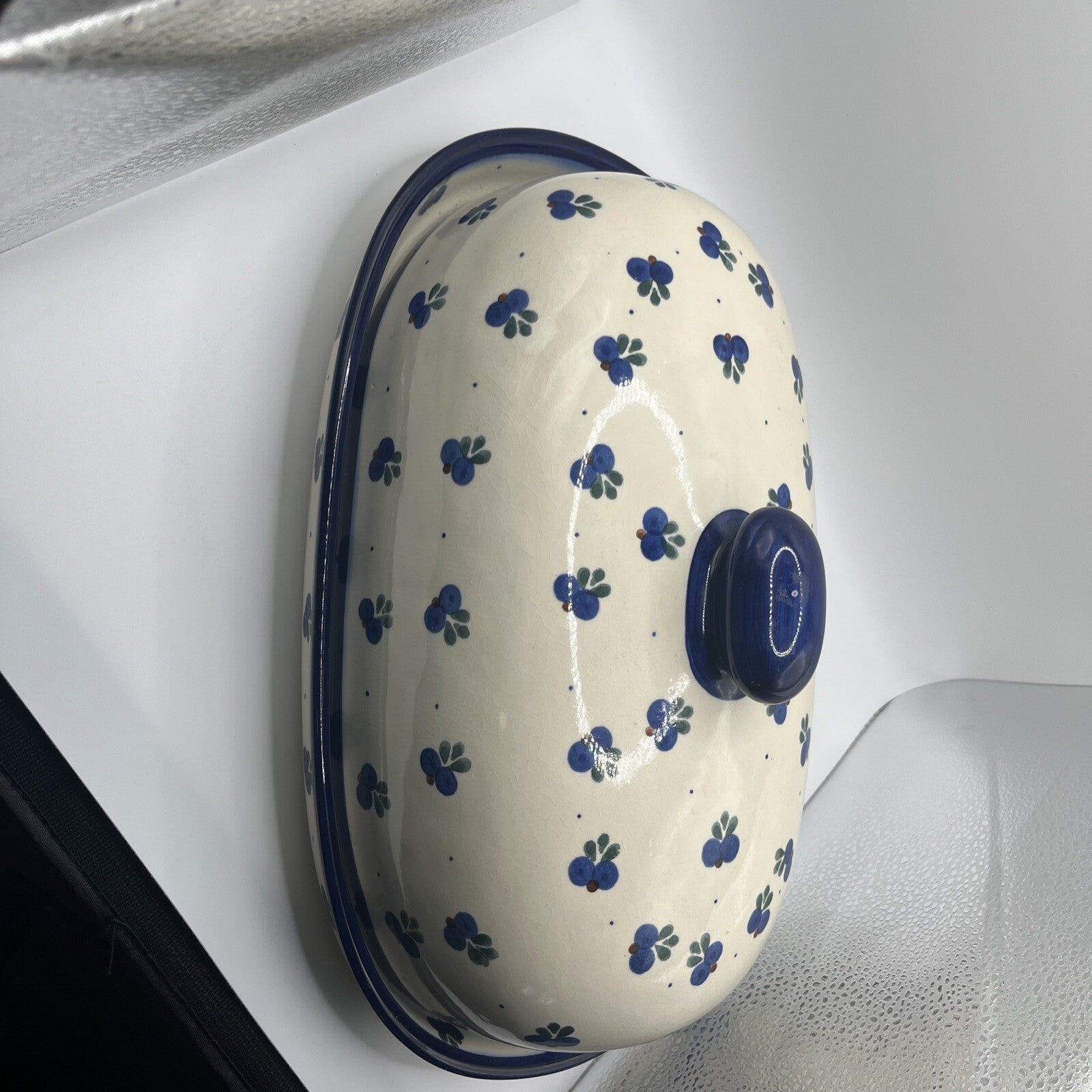 POLISH POTTERY covered Bread BOLESLAWIEC 14.5” X 8.75” Bottom  Lid 13” X  7.5”