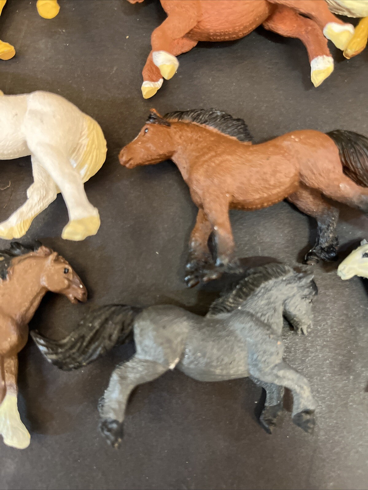 Lot of 18 Vintage Plastic Toy Play Horses