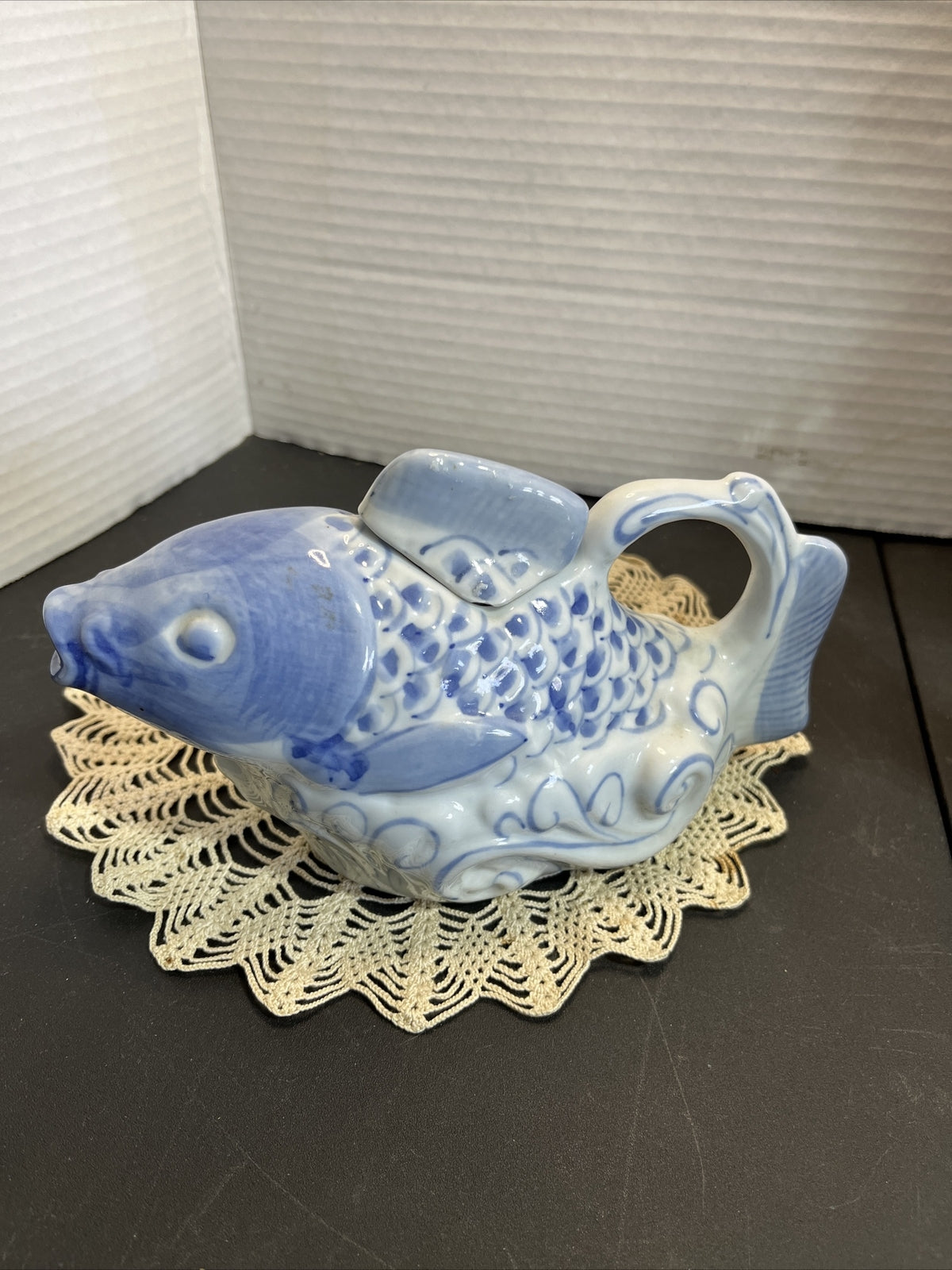 Vintage Handpainted Chinese Tea Pot Porcelain Koi Fish Shaped Pot w/ lid Blue