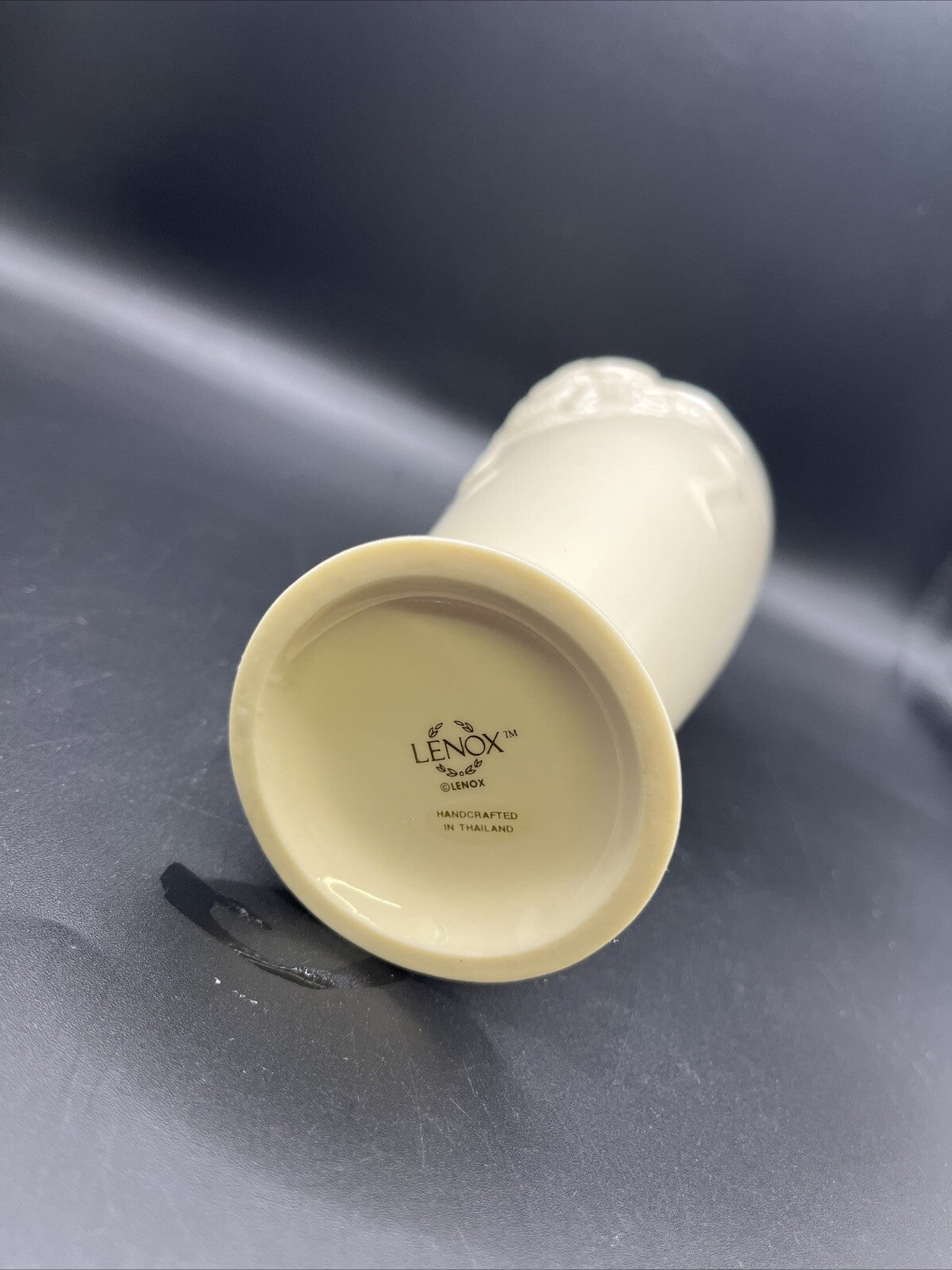 Lenox Handcrafted Rose Vase with Gold Trim 8”