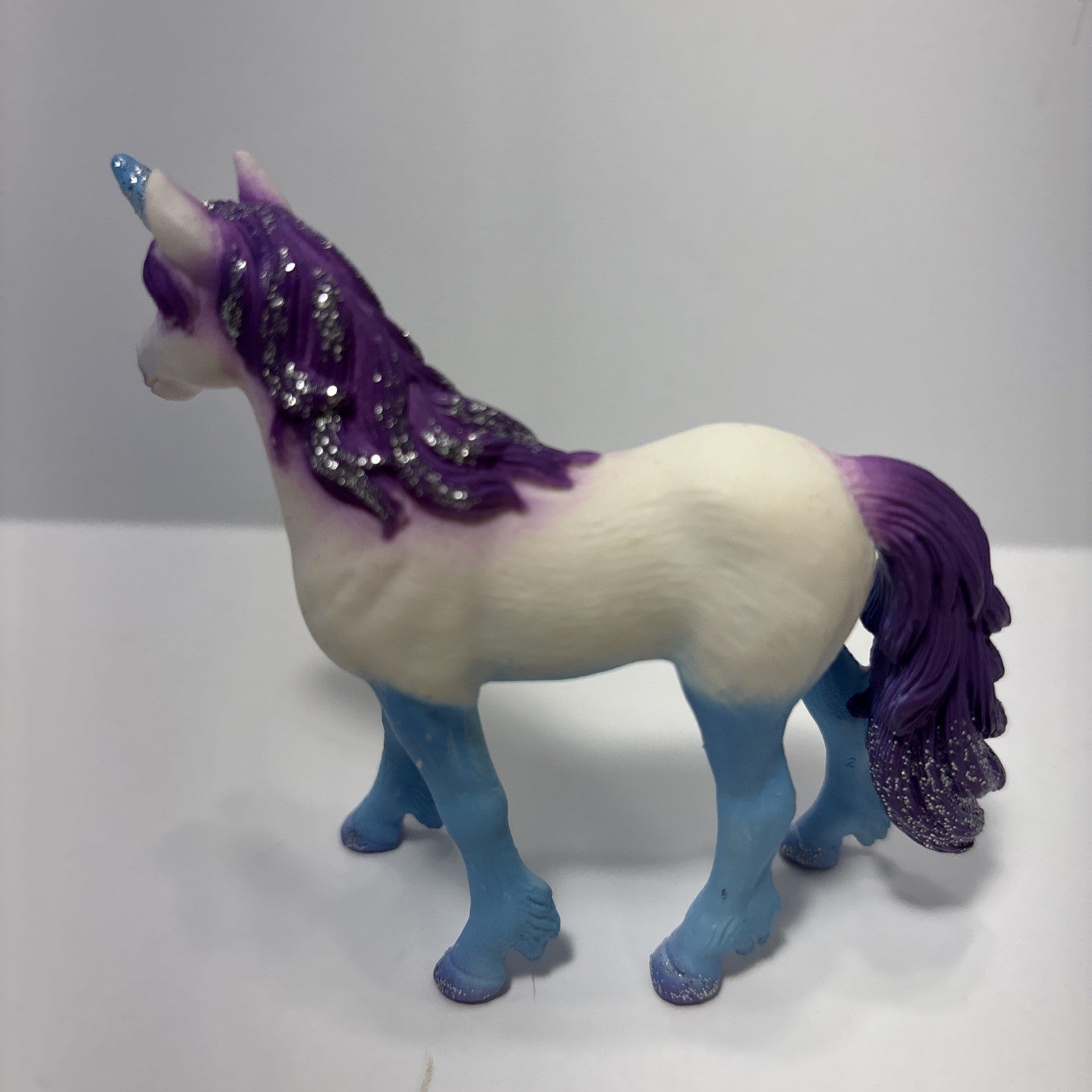 2009 Schleich Bayala Blue White Purple Mane & Tail Unicorn Foal Toy Retired