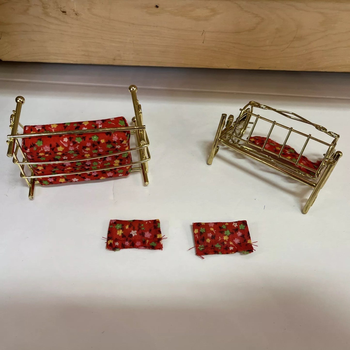 Justen Heartland brass dollhouse furniture - vintage Day Bed & Baby Rocker 1985