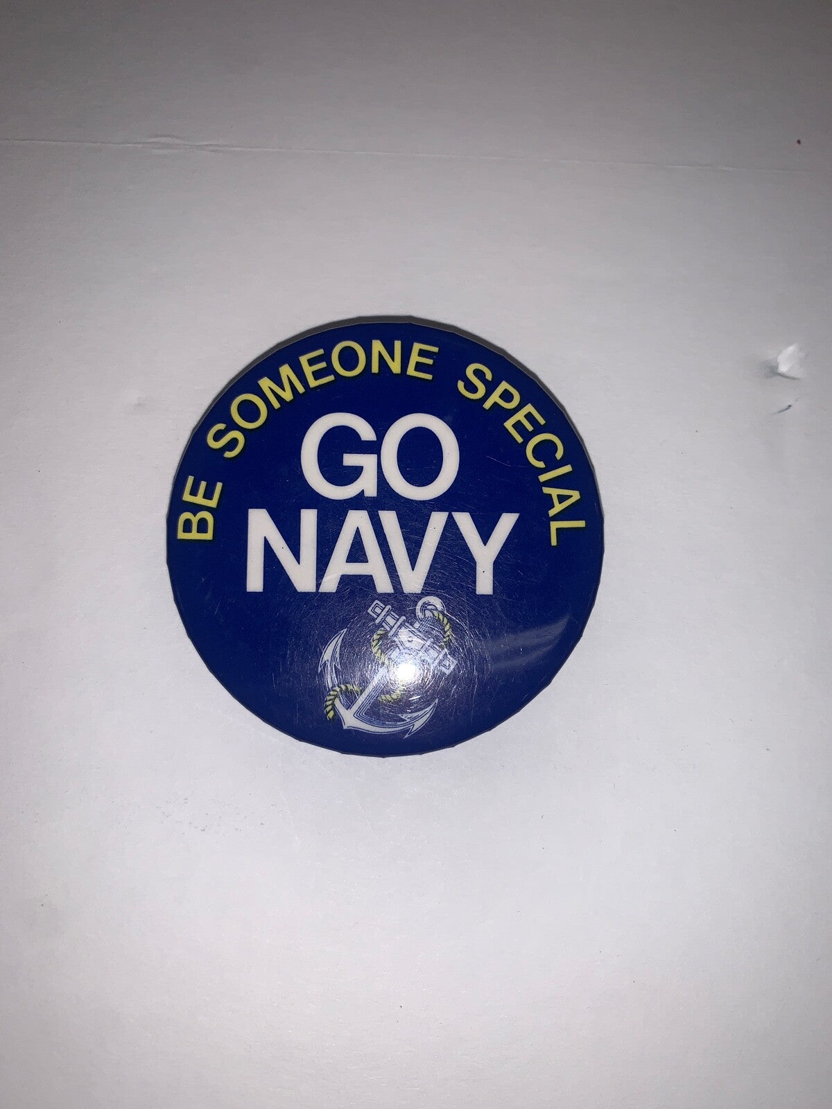 Vintage 1970's Go Navy Be Someone Special 2-2/8" Pinback