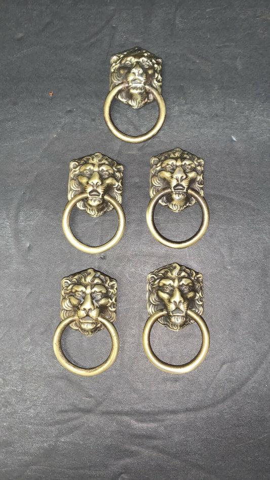 LOT OF 5 ANTIQUE VINTAGE BRASS LION’S HEAD DRAWER RING PULLS SALVAGE