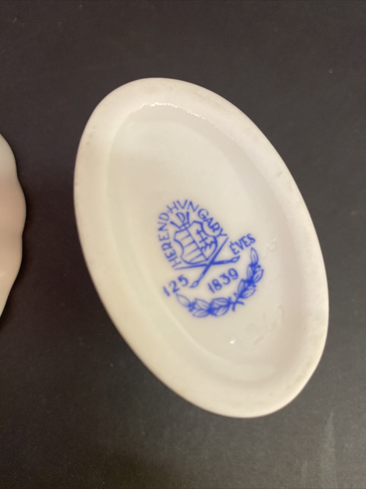 Lot of 2 Herend Queen Victoria Peony Shell Dish Hungary Toothpick Holder 1839