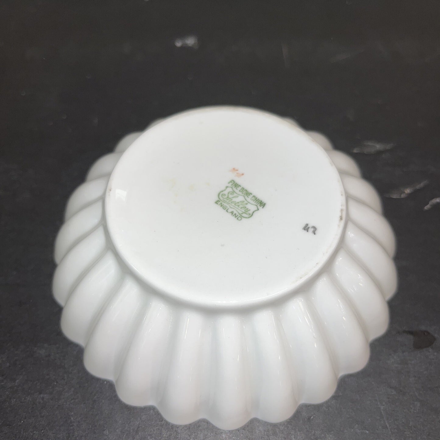 Shelley England Pink/red Floral Bone China Trinket Dish  or Pin Tray