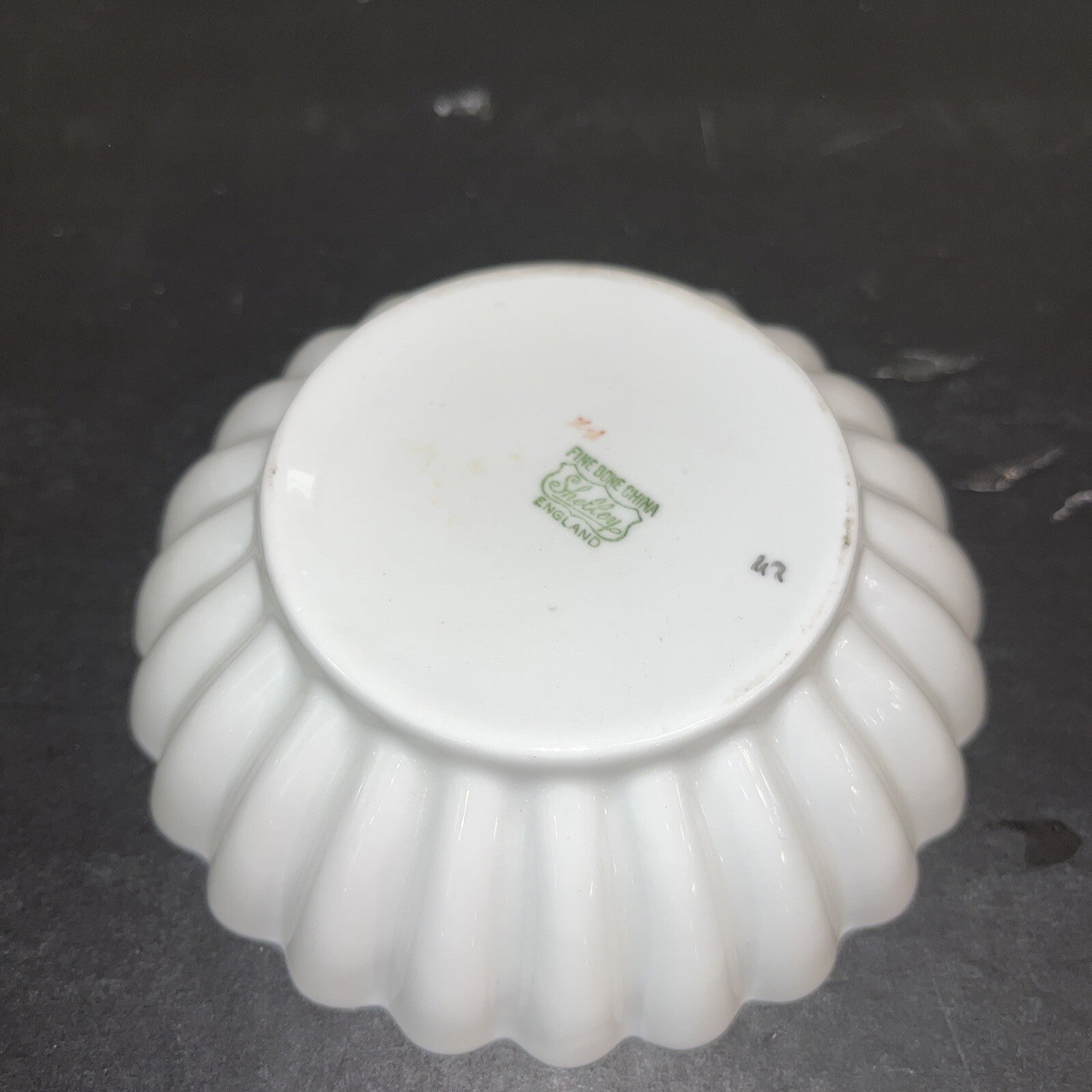 Shelley England Pink/red Floral Bone China Trinket Dish  or Pin Tray