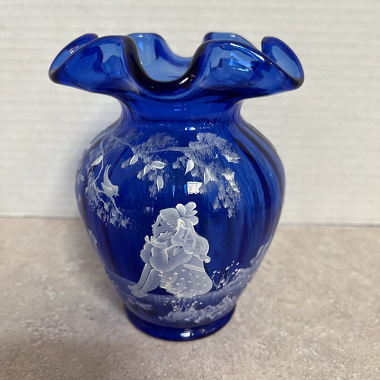 Sue Fenton MARY GREGORY COBALT BLUE VASE Girl Bird Watching W/ Cat 5.75” Signed