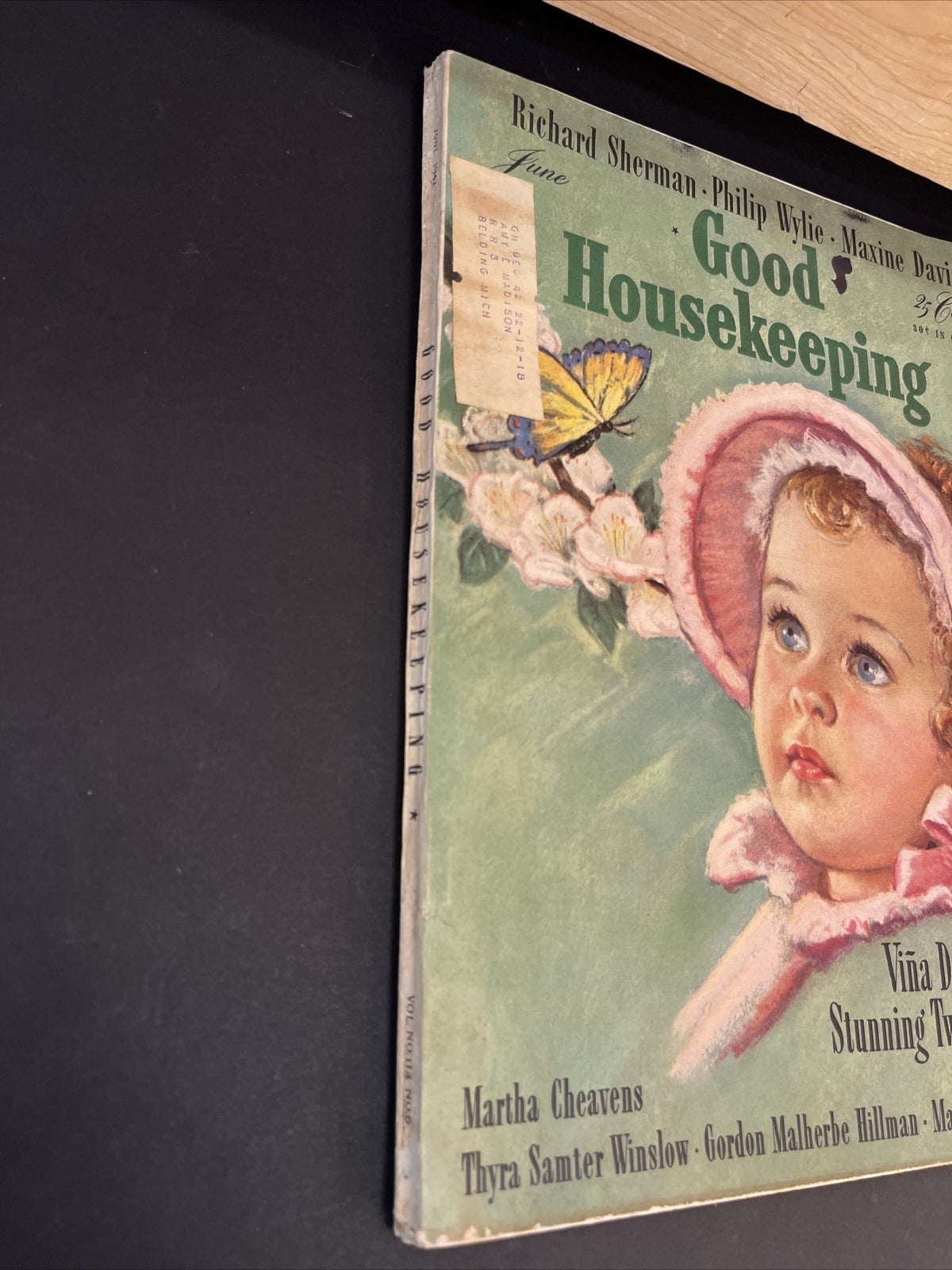 1942 JUNE GOOD HOUSEKEEPING MAGAZINE - NICE ILLUSTRATED FRONT COVER - E 3820
