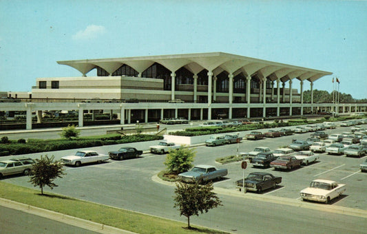Memphis Metropolitan Airport   TN Tennessee Postcard