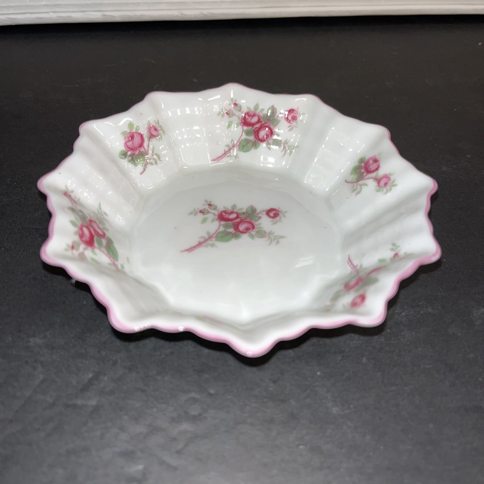 Shelley England Red/pink Floral Bone China Trinket Dish  or Pin Tray