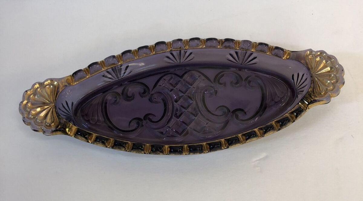 Rare vintage Amethyst Pickle Dish Pressed Glass Scalloped Gold Edging