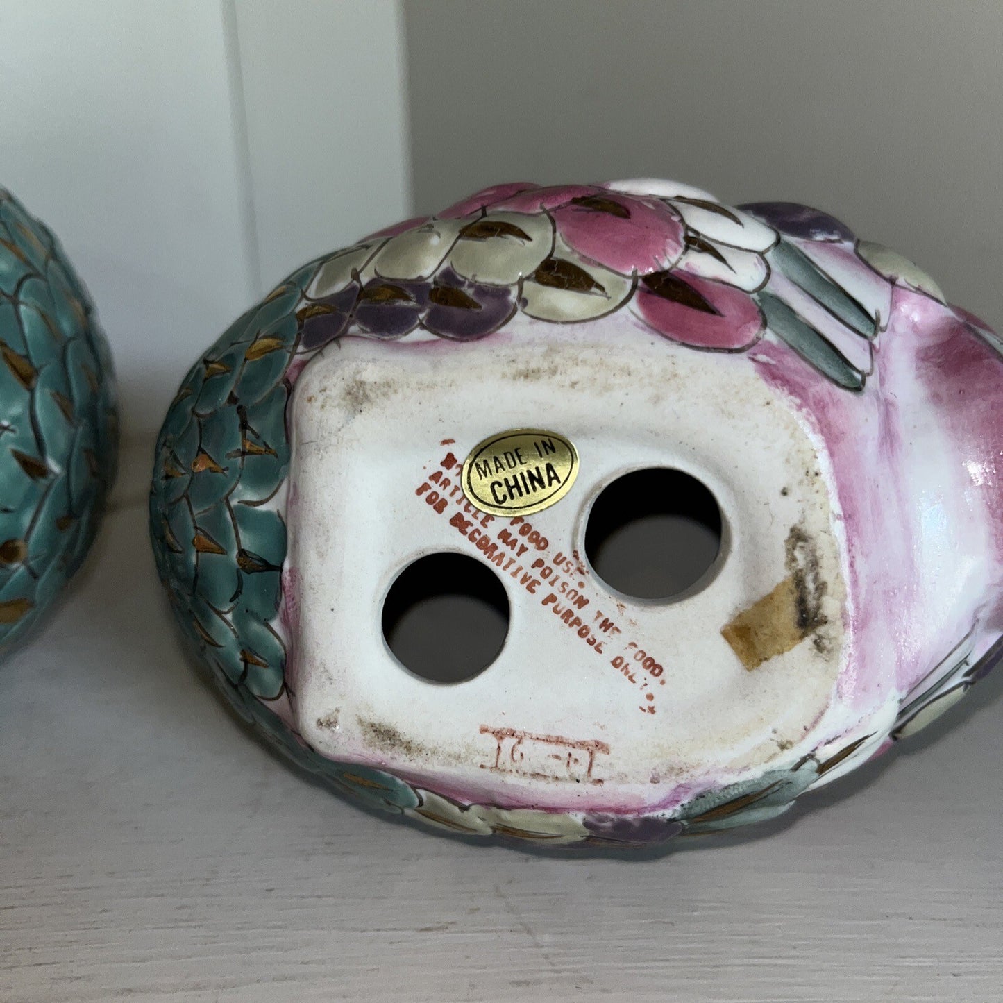 Beautiful Hand Painted Chinese Quail Birds Figurine 