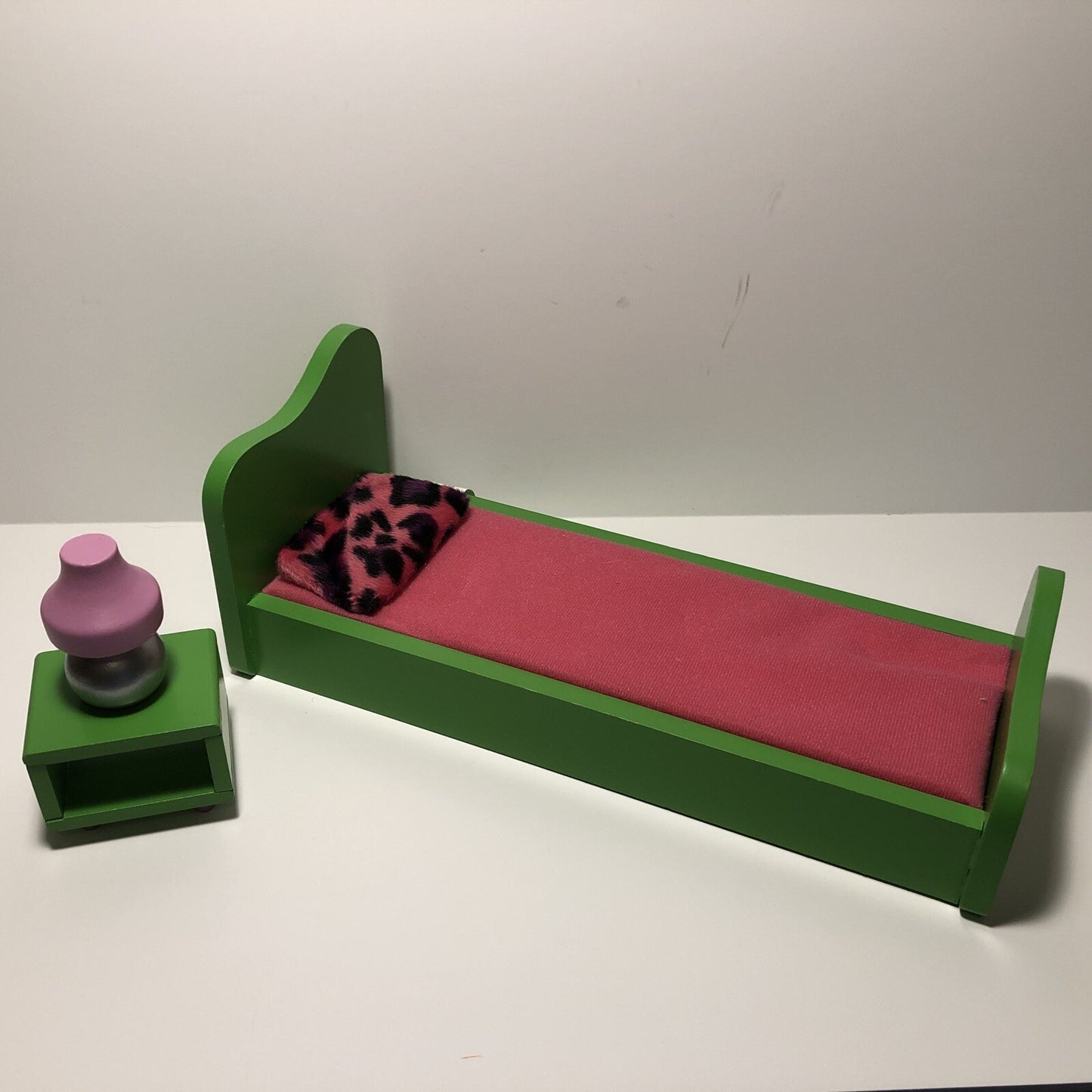 3 piece Barbie Size Wooden Bedroom Furniture Toys R Us Geoffrey 2008