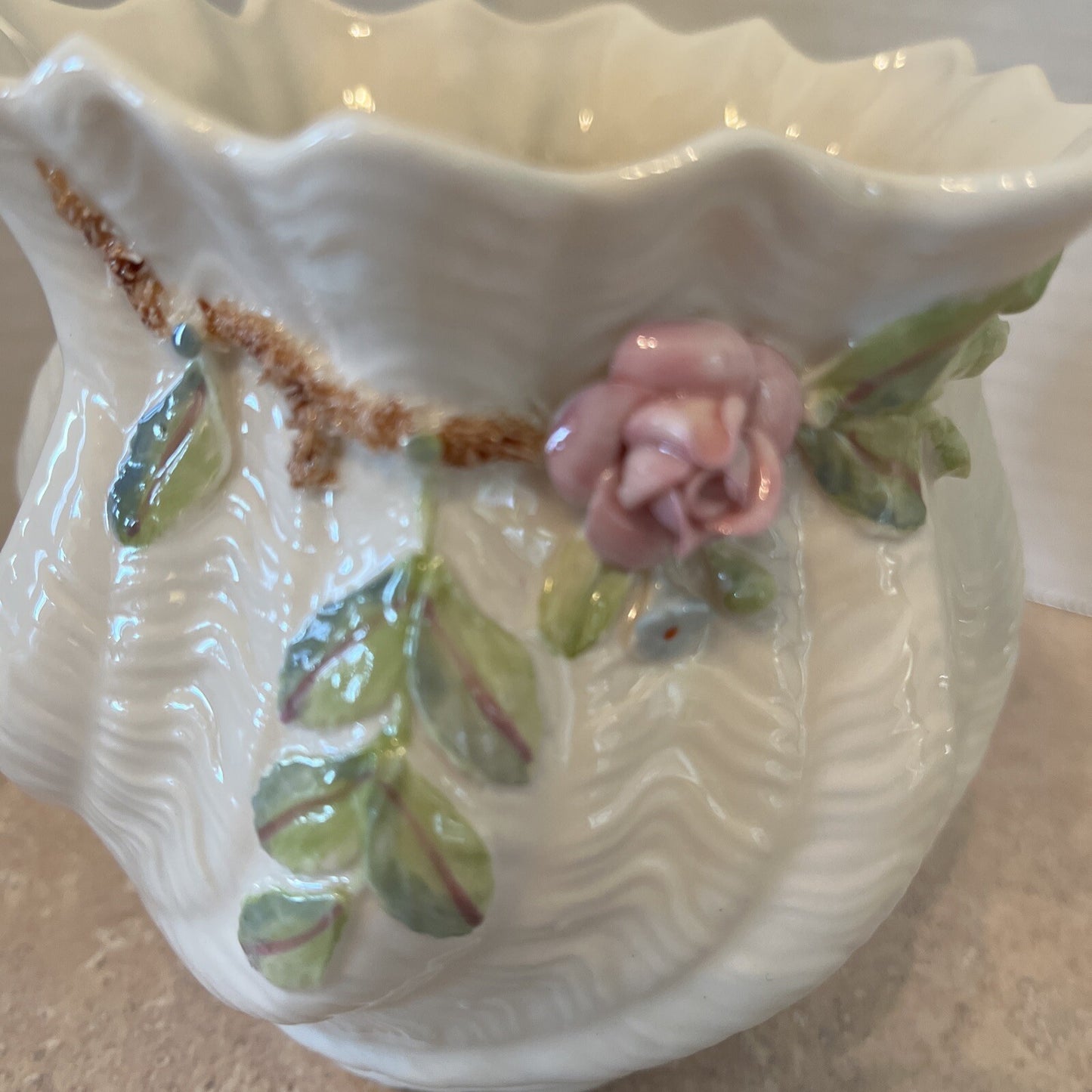 VTG EUC Belleek Cache Pot Vase Applied Dusty Pink Rose Shamrock 3rd Green Mark