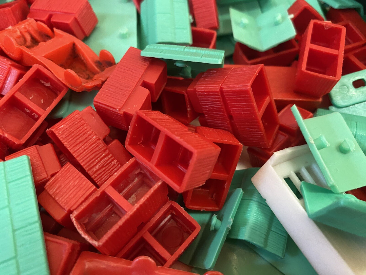 American Plastic BUILDING BLOCKS Vintage Roof Windows Doors Red White cars LOT