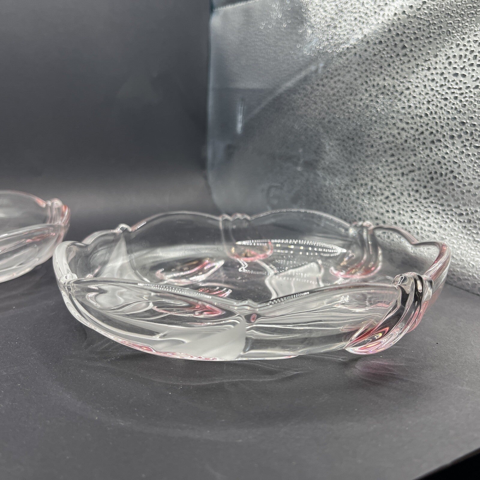 Mikasa 2 Crystal Clear Glass Tivoli Tulips 7" Candy Dish Bowl Green Red