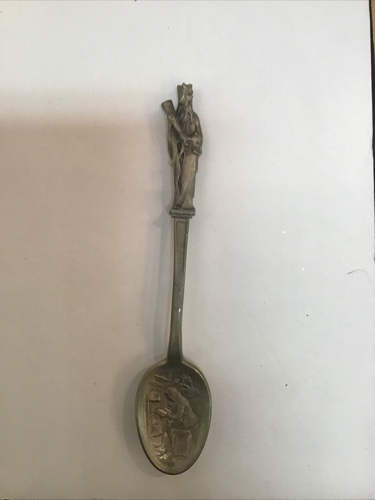 Franklin Mint Set of 5 Pewter Spoons with Figures of Dickens A Christmas Carol