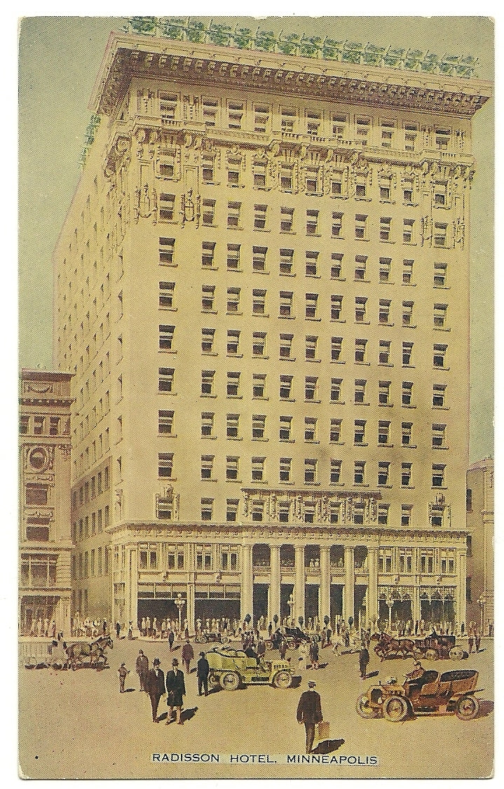 Radisson Hotel Minneapols MN Cars Horses People Post Card