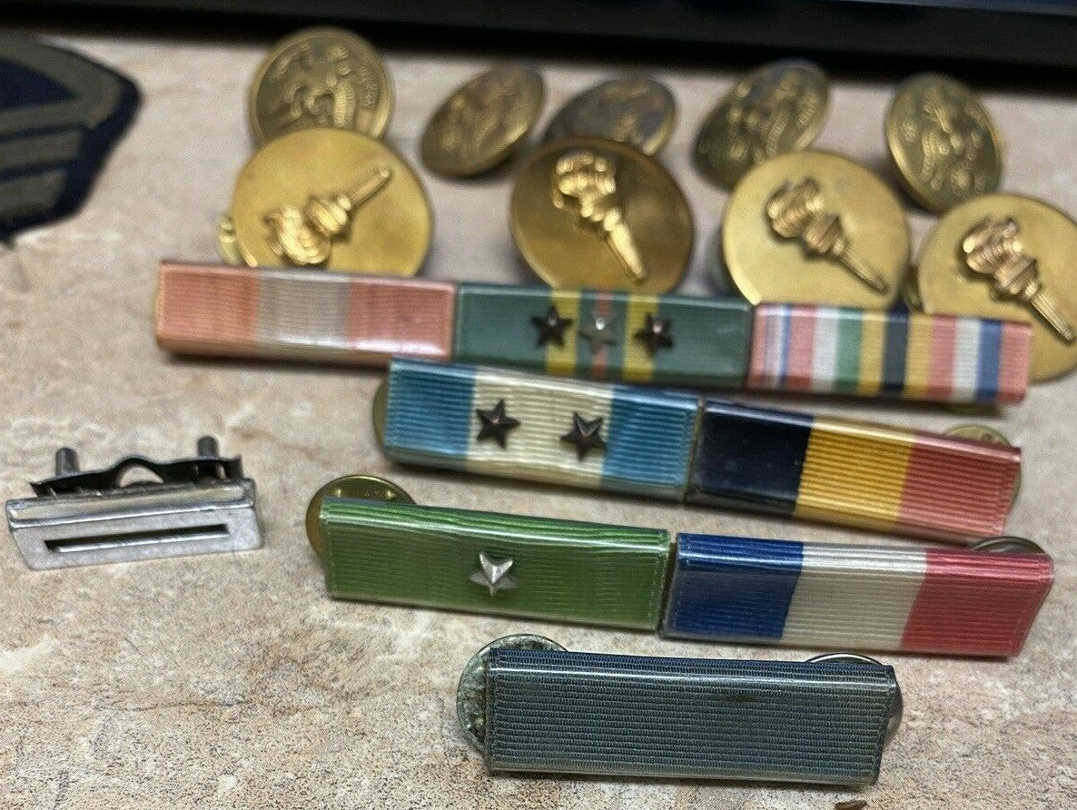 Vintage lot of  Military Stripes Rank Bars Stars 1 2 & 3 plus 3 patches Buttons 