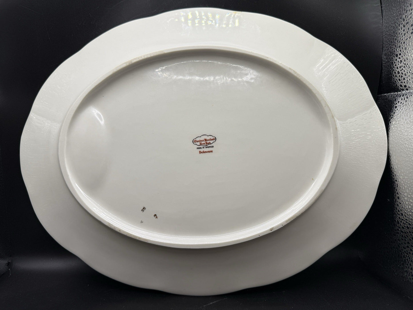 Theodore Haviland Delaware Oval Platter 11 1/2” x 9" Pink Roses New York