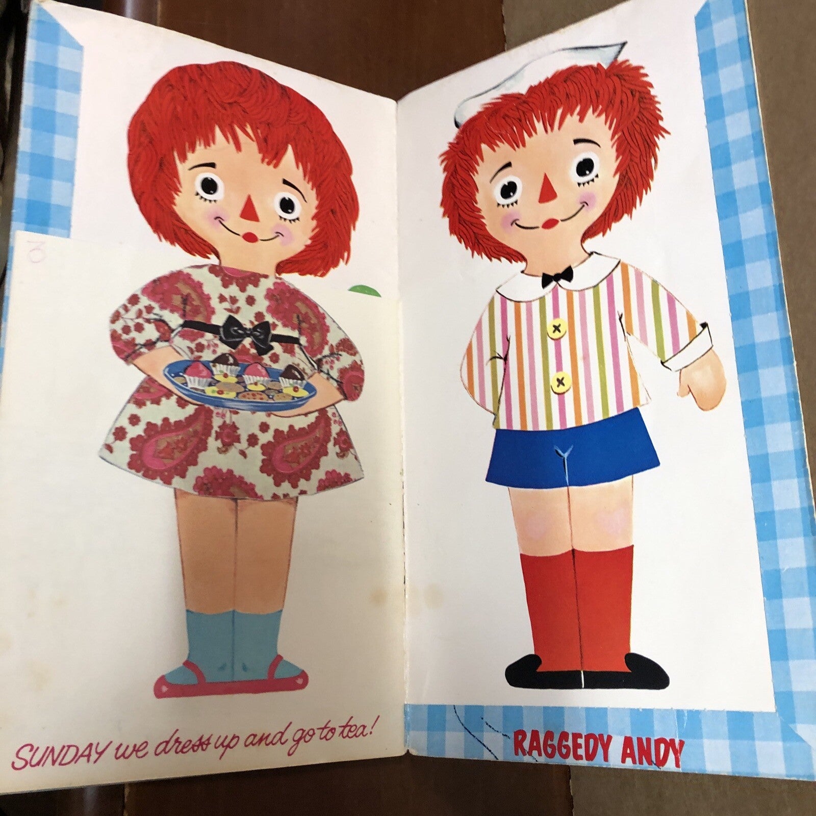 Vintage Raggedy Ann and Andy First Doll Book  - WHITMAN 1969 - "COLLECTIBLE"