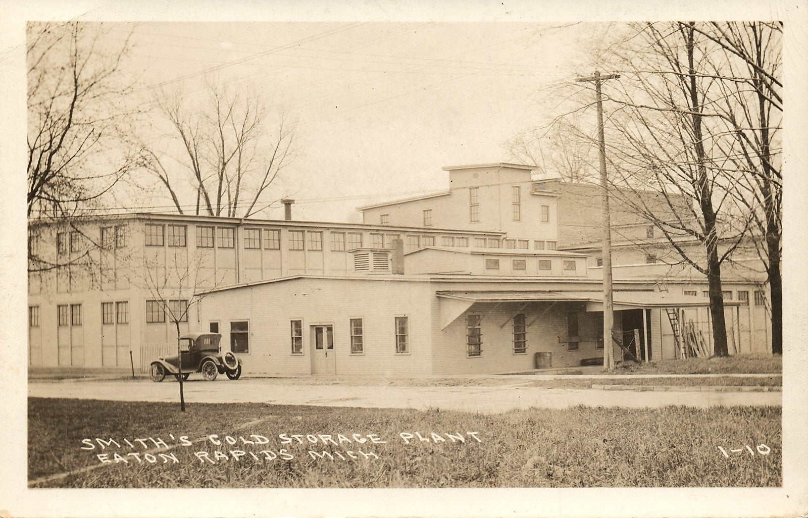 RPPC Real Photo Smiths Cold Storage Plant Eaton Rapids MI Mich Michigan Postcard