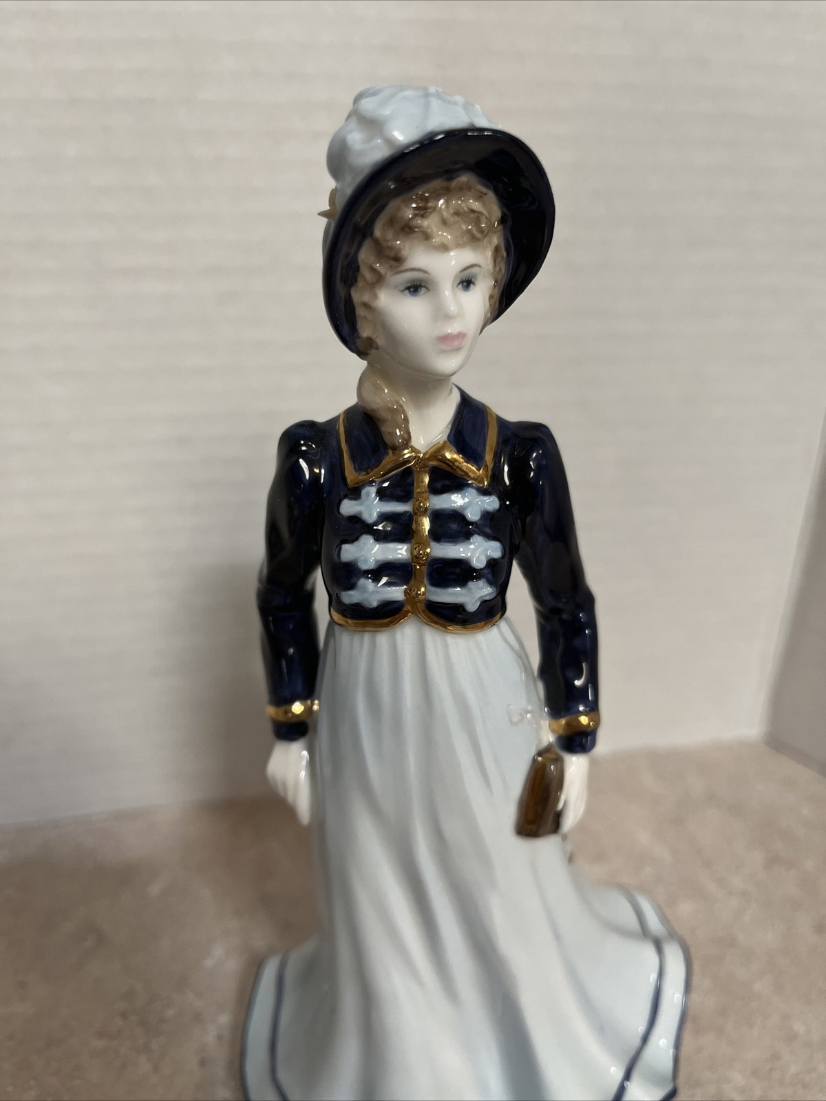 Coalport Bone China Limited Edition "Anne" Past Times Figurine #784