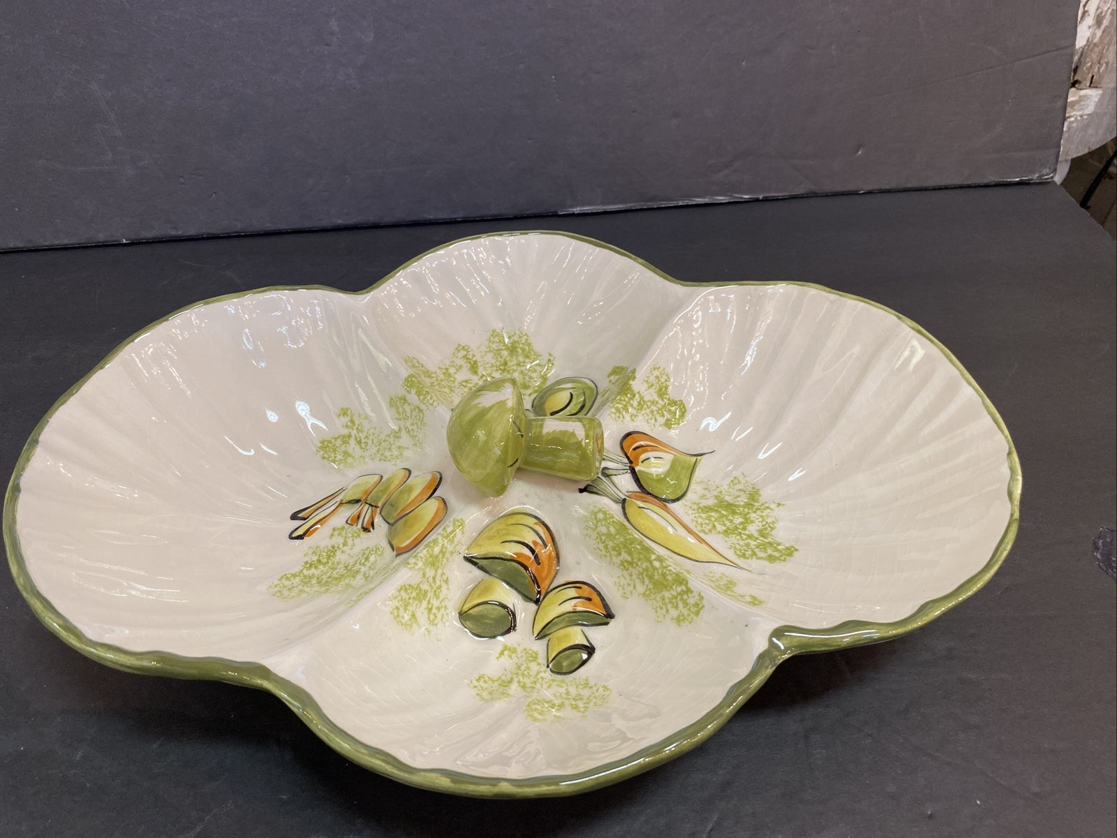 Vintage Los Angeles Potteries Mushroom Divided Serving Bowl #960 California USA