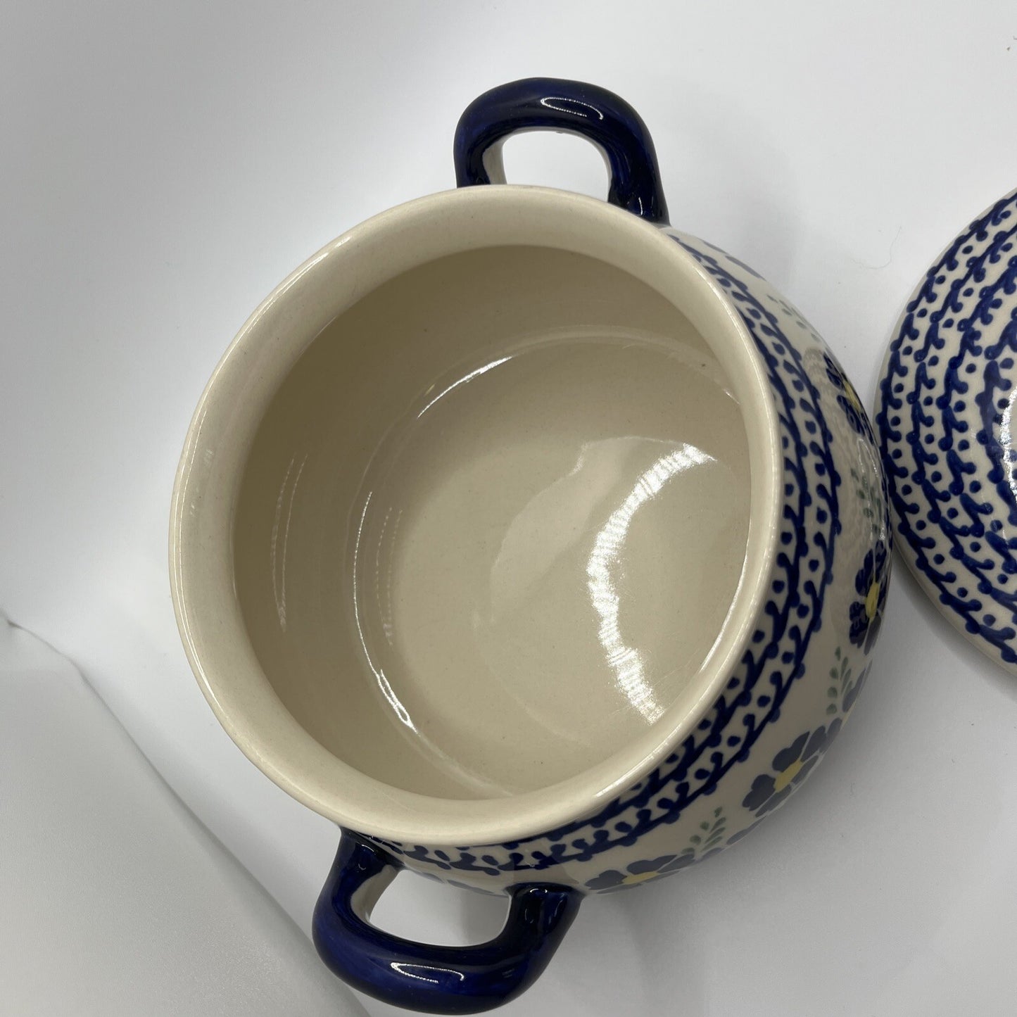 Boleslawiec Polish Pottery Floral Pattern Bullion Soup Bowl With Handles & Lid